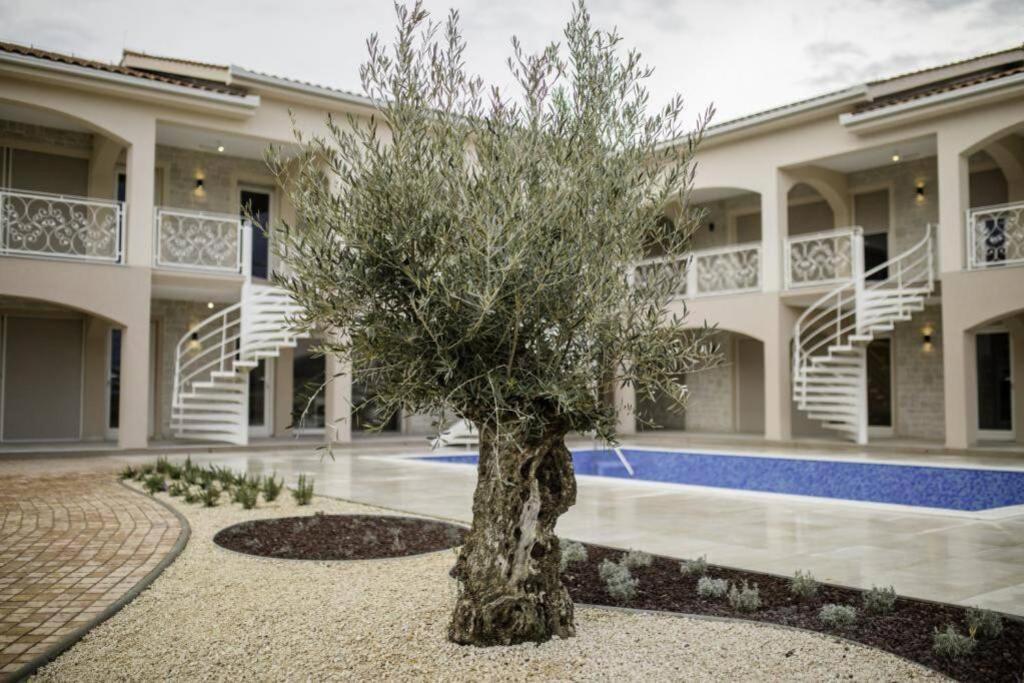 Villa Luka Лопар Экстерьер фото